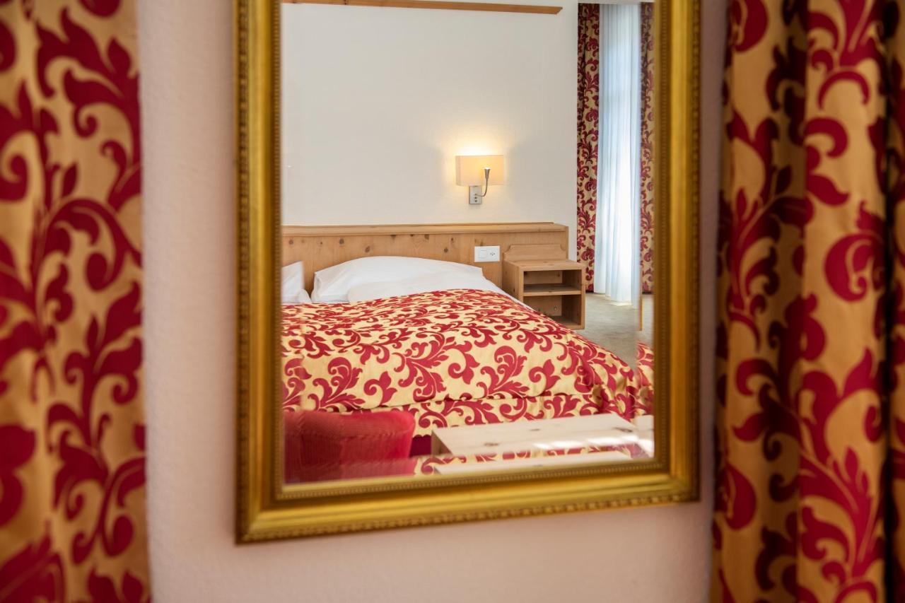 Hotel Engiadina Цуоц Екстериор снимка